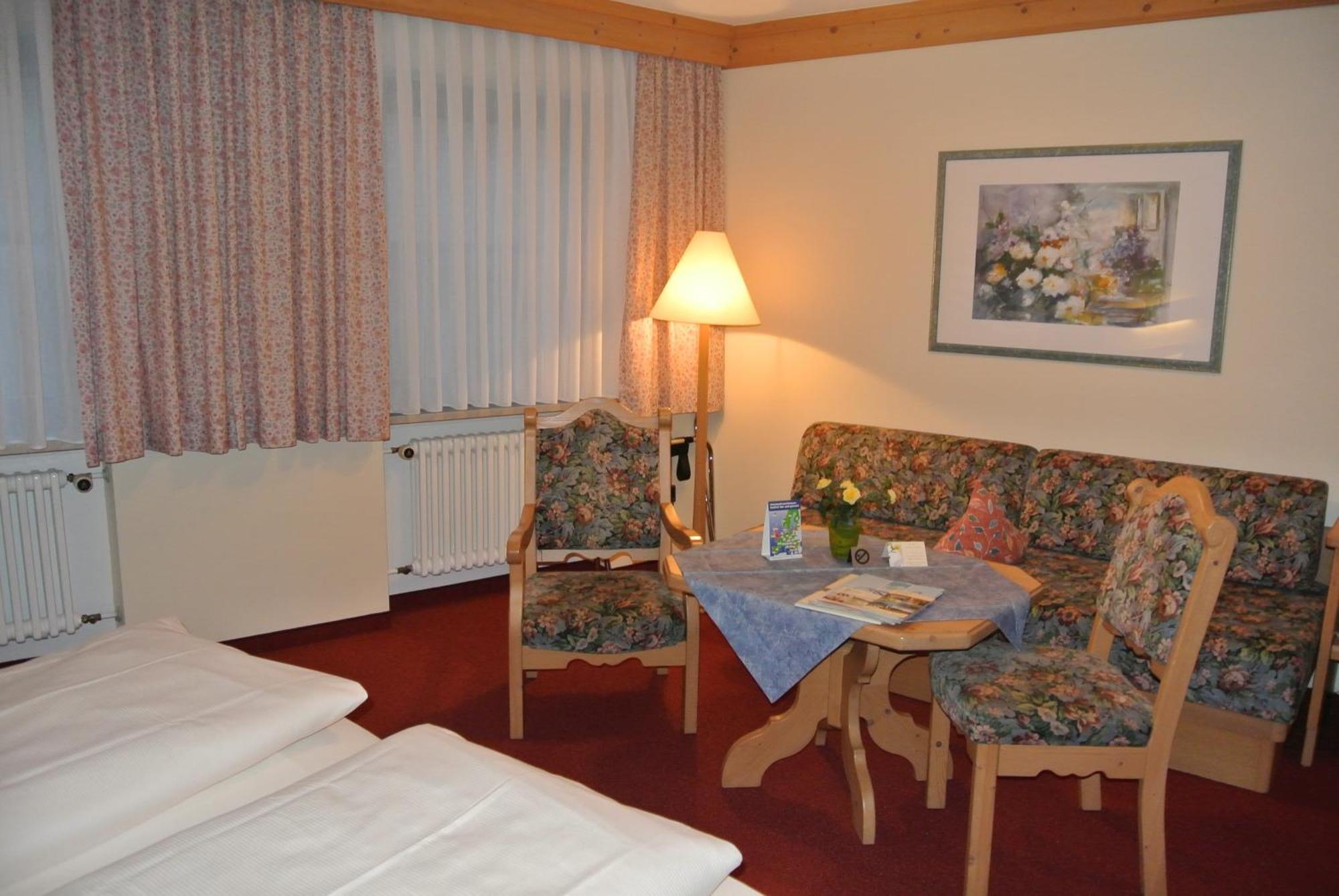 Akzent Hotel Am Bach Деттельбах Екстер'єр фото